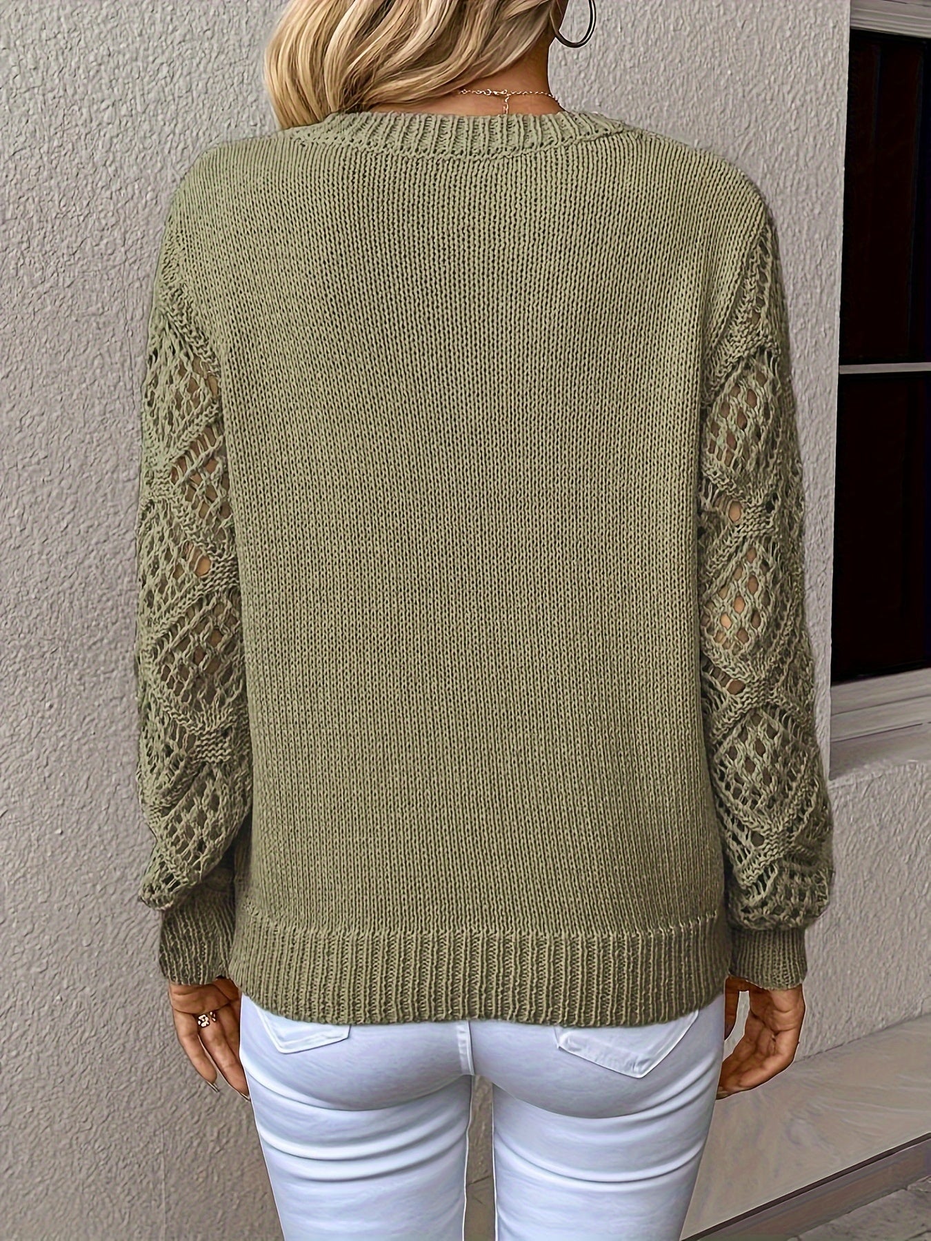 NAOMI | ELEGANT V-NECK SWEATER