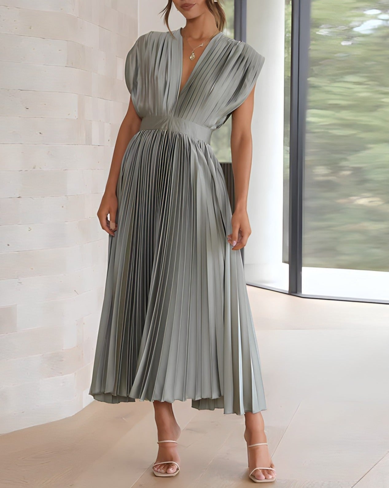 ELENA | ELEGANT PLEATED MIDI DRESS